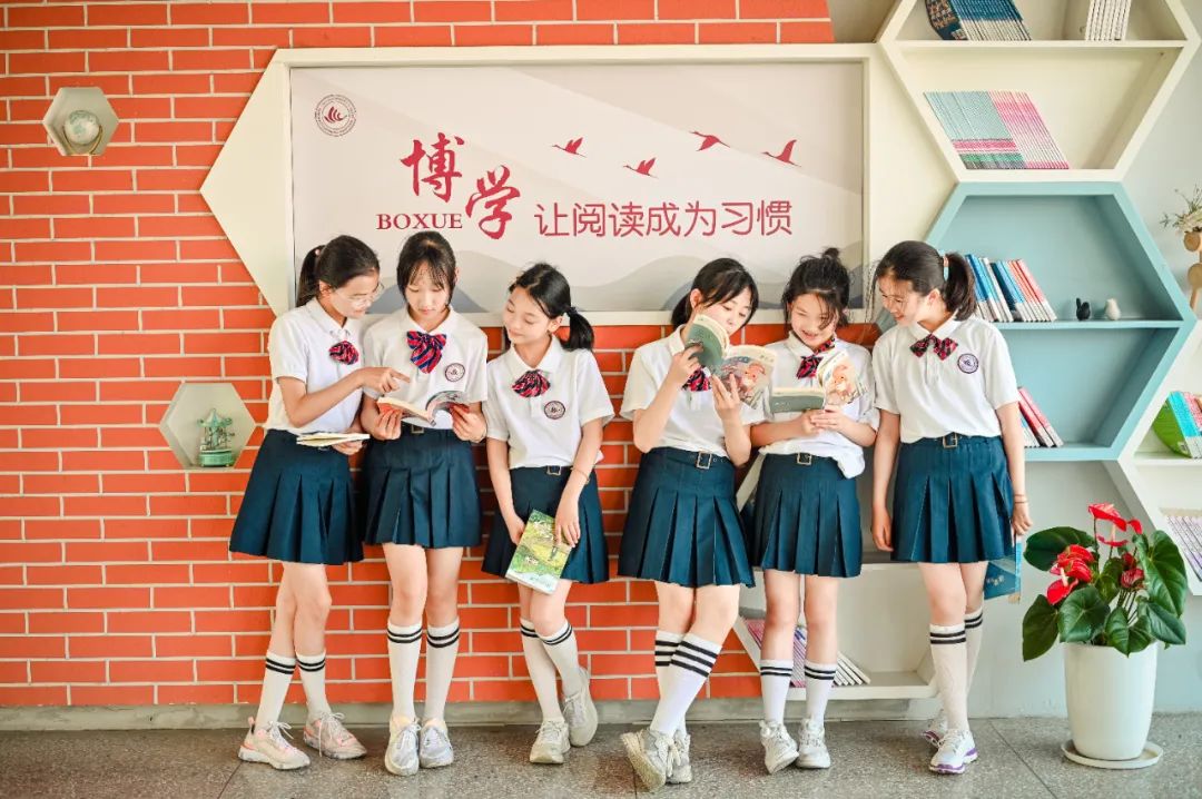 2025上嘉定教育新力量！636个教师岗位正在招聘-1.jpg